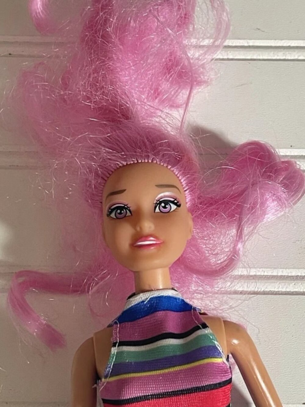 2017 BARBIE FASHIONISTAS DOLL